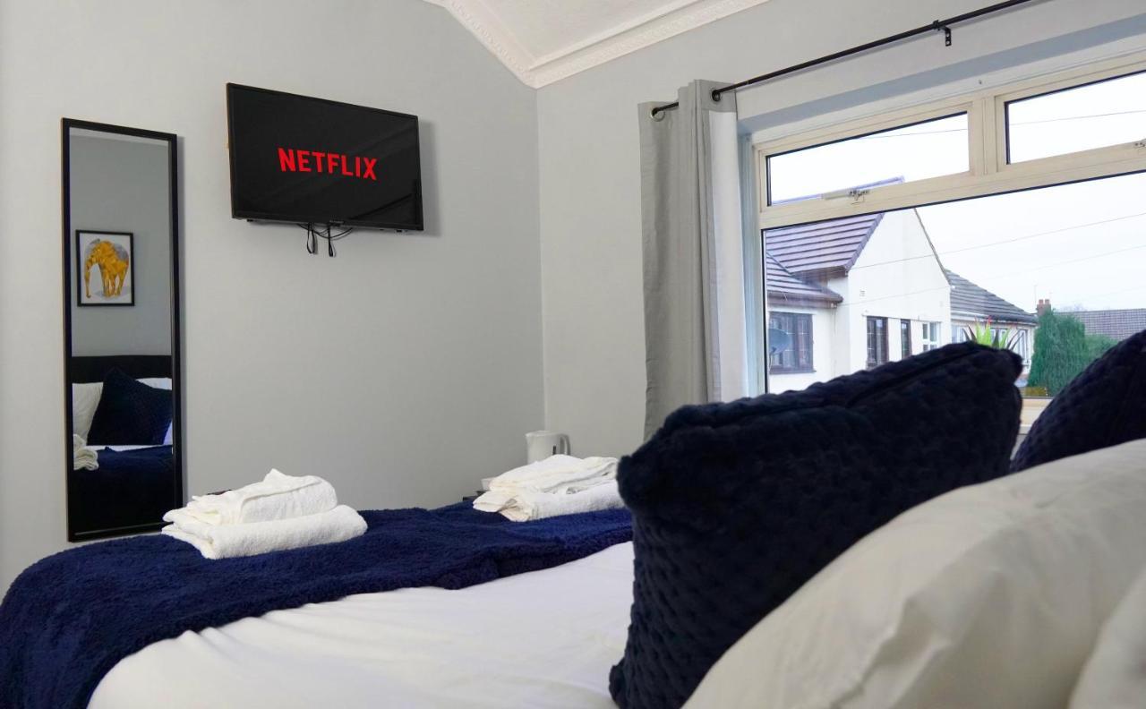 Portobello House - Four Bedroom House Perfect For Contractors - Sleeps 6 - Free Parking Wolverhampton Exterior foto