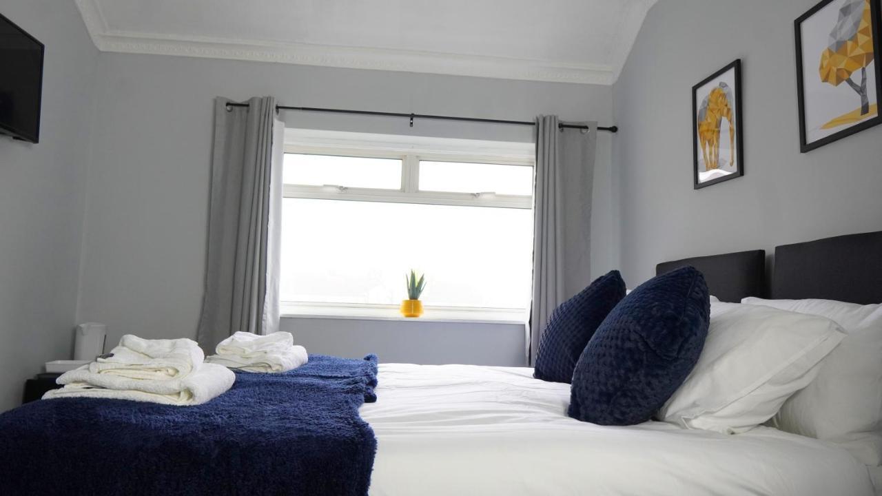 Portobello House - Four Bedroom House Perfect For Contractors - Sleeps 6 - Free Parking Wolverhampton Exterior foto