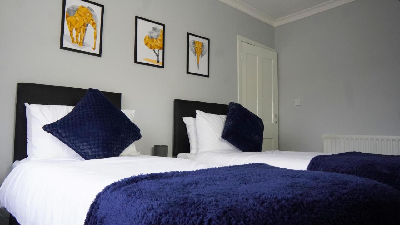 Portobello House - Four Bedroom House Perfect For Contractors - Sleeps 6 - Free Parking Wolverhampton Exterior foto