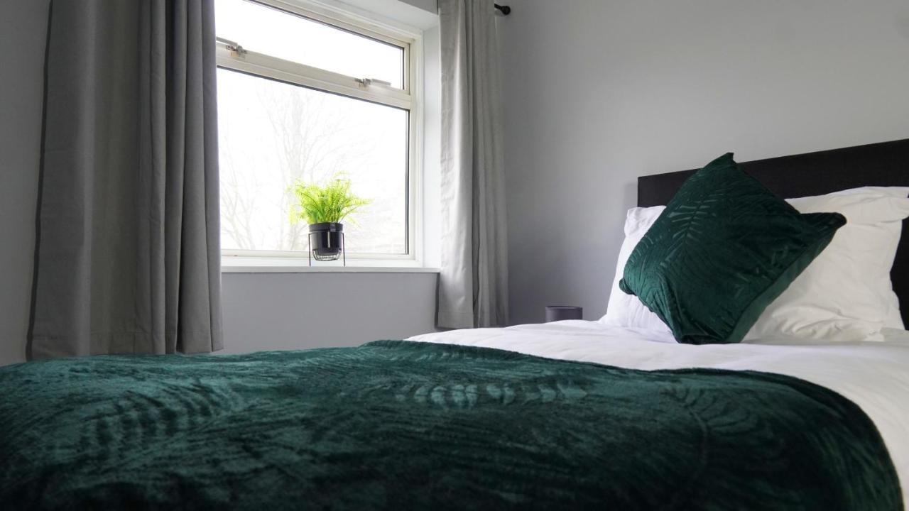 Portobello House - Four Bedroom House Perfect For Contractors - Sleeps 6 - Free Parking Wolverhampton Exterior foto